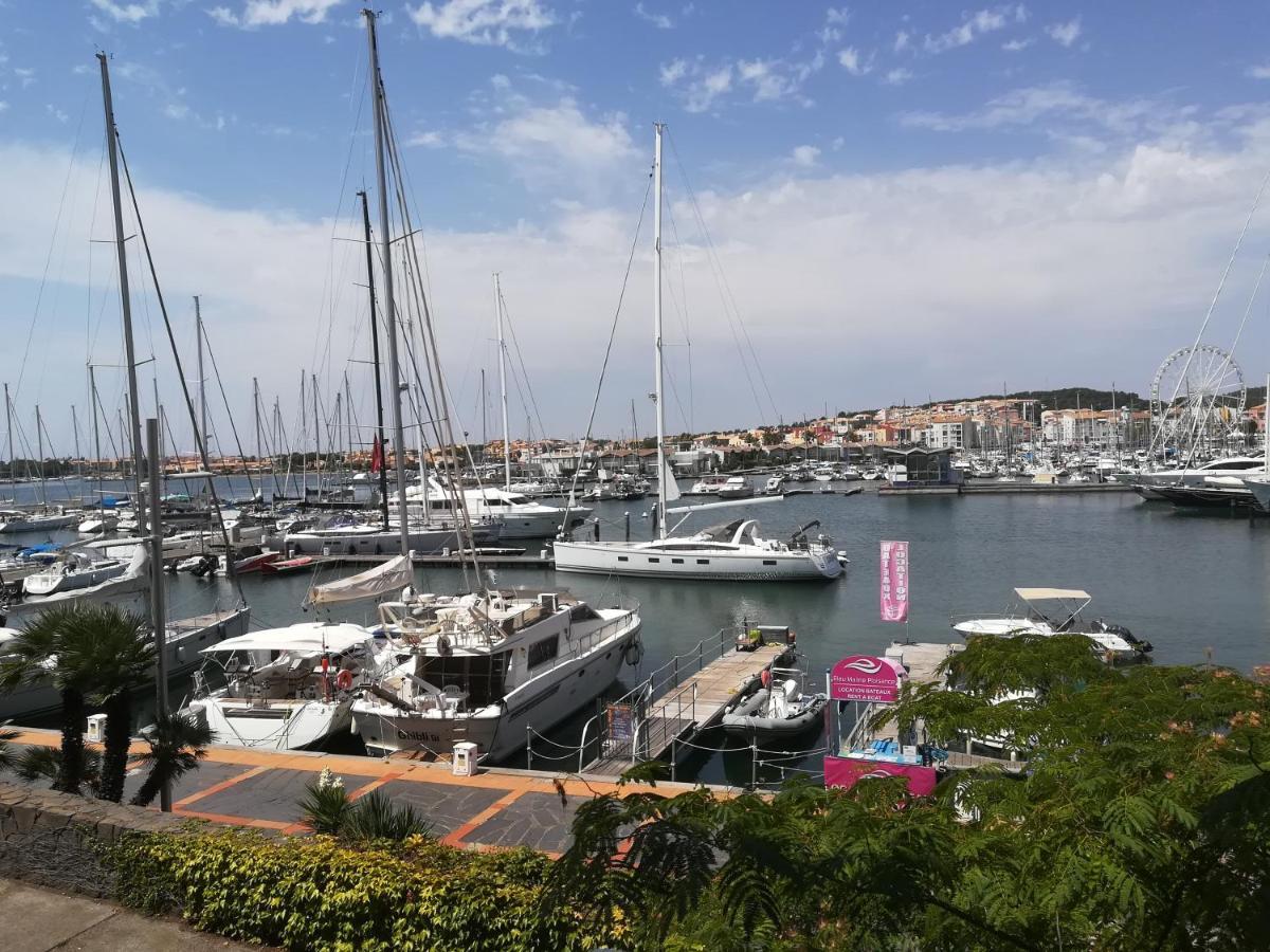 Appartement 1Ere Ligne Vue Port Avec Balcon, Piscine Agde Exterior foto
