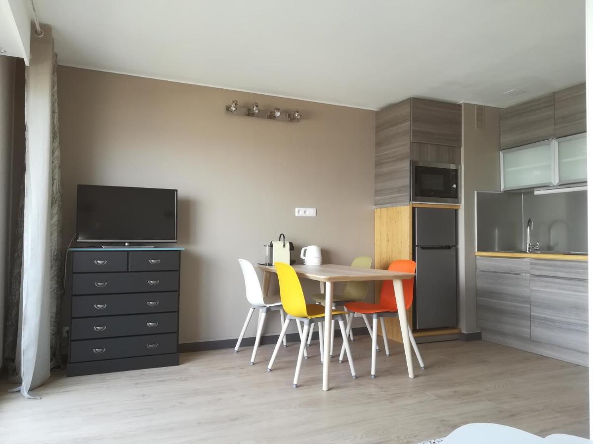 Appartement 1Ere Ligne Vue Port Avec Balcon, Piscine Agde Exterior foto