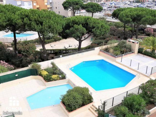 Appartement 1Ere Ligne Vue Port Avec Balcon, Piscine Agde Exterior foto