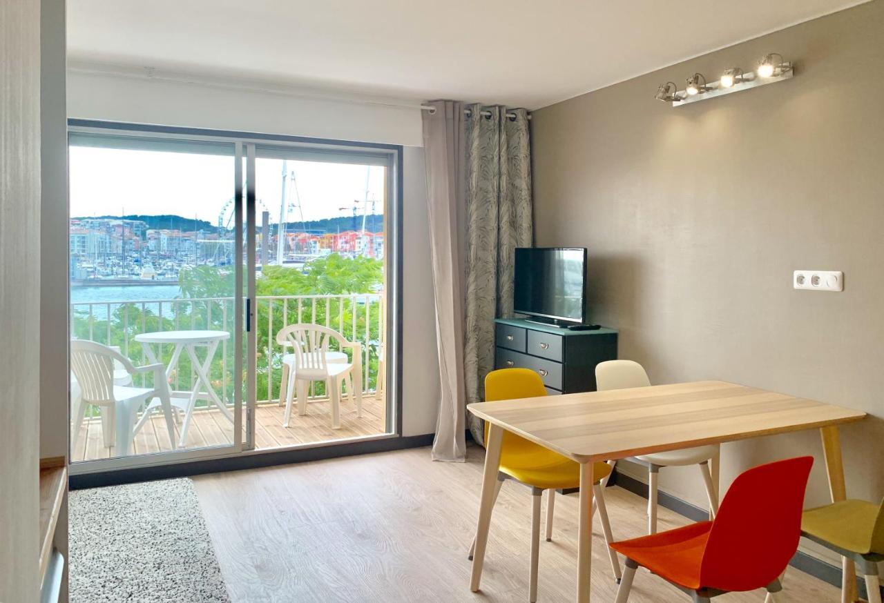 Appartement 1Ere Ligne Vue Port Avec Balcon, Piscine Agde Exterior foto
