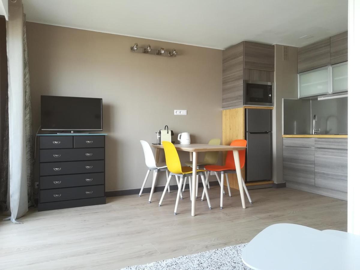 Appartement 1Ere Ligne Vue Port Avec Balcon, Piscine Agde Exterior foto