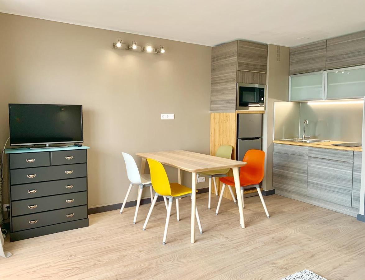 Appartement 1Ere Ligne Vue Port Avec Balcon, Piscine Agde Exterior foto