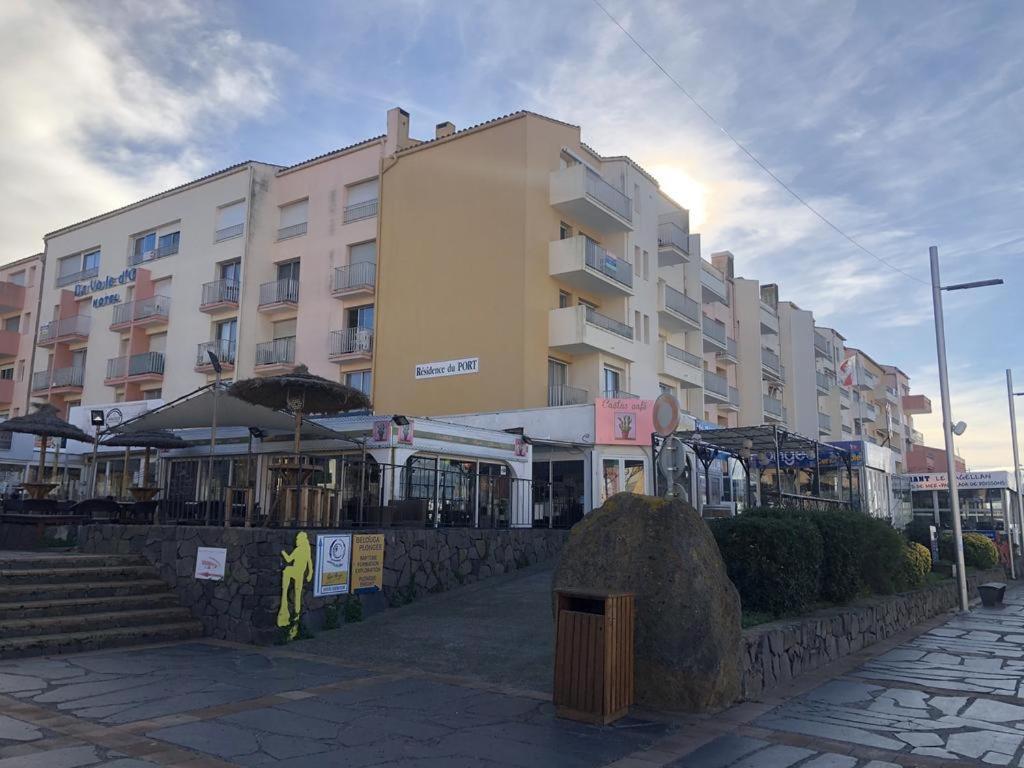 Appartement 1Ere Ligne Vue Port Avec Balcon, Piscine Agde Exterior foto